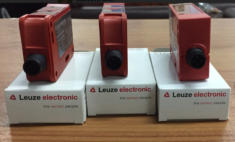 สายพร้อม CONNECTOR (PUR) แบบงอ90 ํ เกลียว M12 ตัวเมีย แบบ 4 ขา ยาว 5m.