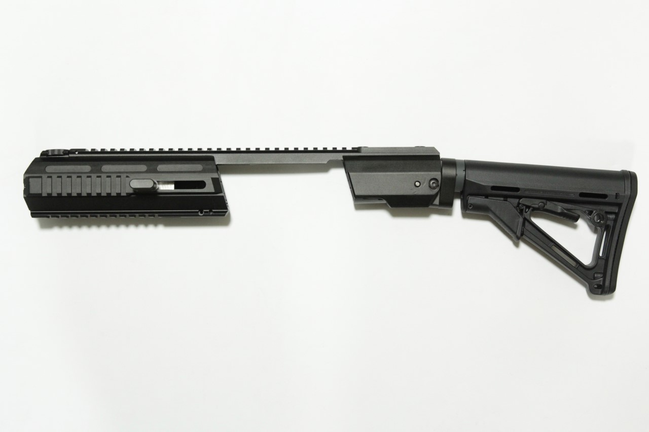 ชุดประกอบปืนสั้น Hera Glock + พานท้ายCTR H.E.R.A Arms Glock Carbine Conversion Kit สำหรับปืนGlock17/18/19 คุณสมบัติ : #ชุดแต่งที่จะเปลี่ยนปืนสั้นให้เป็นปืนยาว #ทำจากอลูมิเนียม ทำให้แข็งแรงทนทาน น้ำหนักเบา #ติดตั้งง่าย #มาพร้อมพานท้าน Magpul CTR #พานท้ายสา