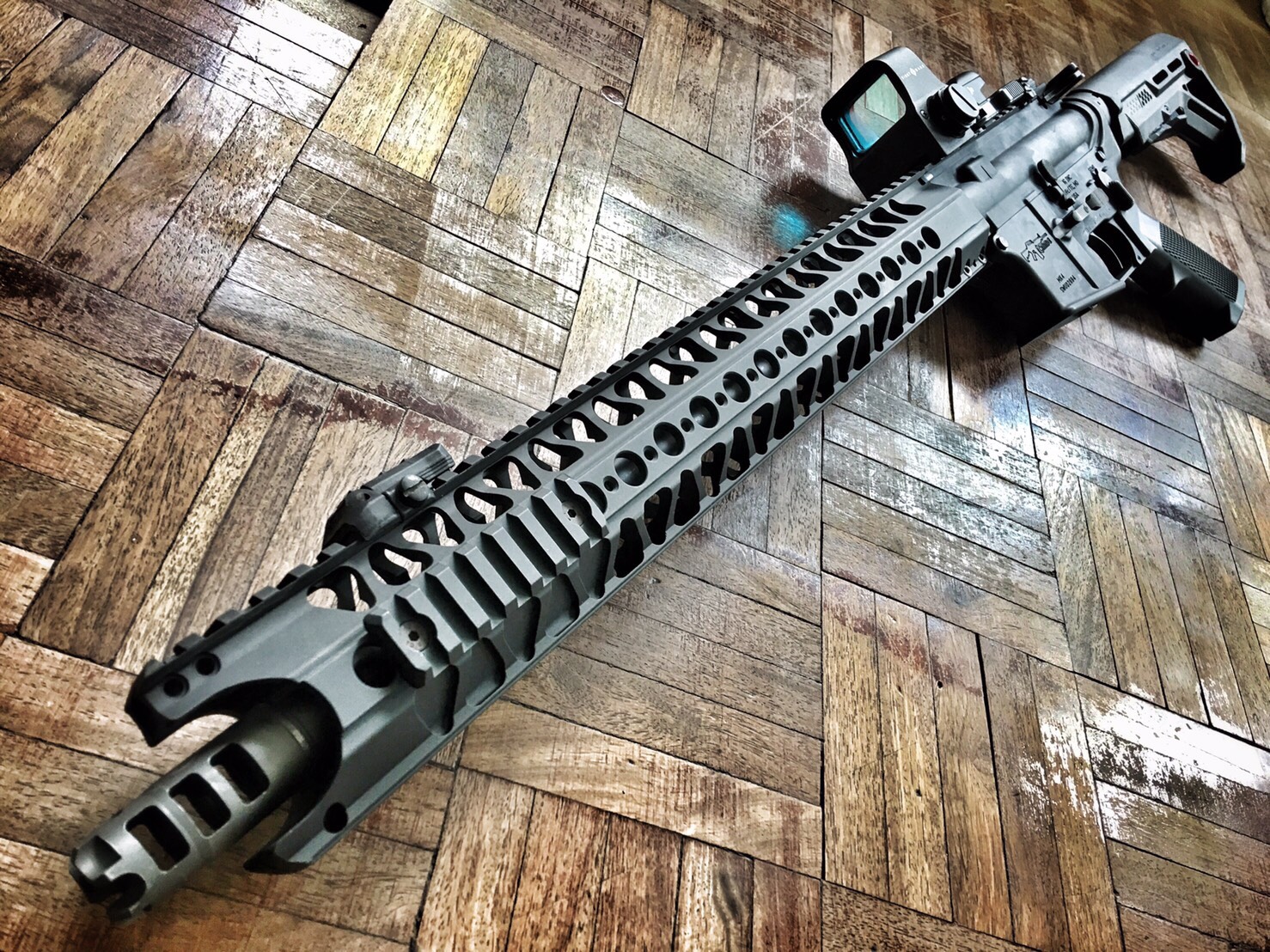 New.Strike Industries Viper Mod 1 Mil-Spec Carbine Stock for M4 Cmmg / M16 5.56 Series Black / Red ราคาพิเศษ