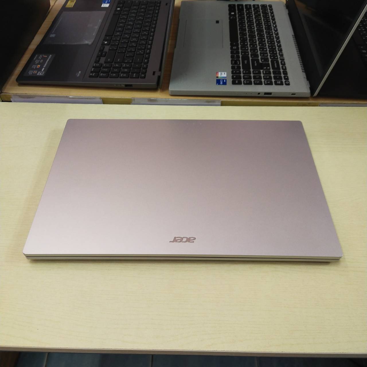 ACER ASPIRE LITE15 AL15-33P-C2Z9 สภาพเครื่อง 80% (ประกันศูนย์ Onsite 24/04/2027)