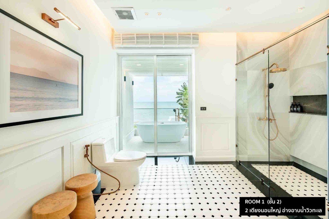 HR15030 บ้านพักติดทะเล The Vacation Beach Pool Villa Cha Am