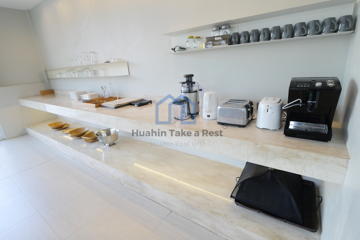 HR15009 บ้านซีบรีซ วิลล่าติดทะเลสุดหรู