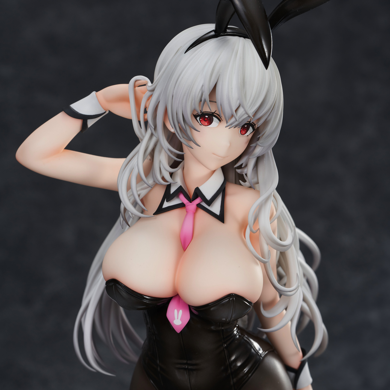 เปิดจอง : Haori Io illustration "White-haired bunny"