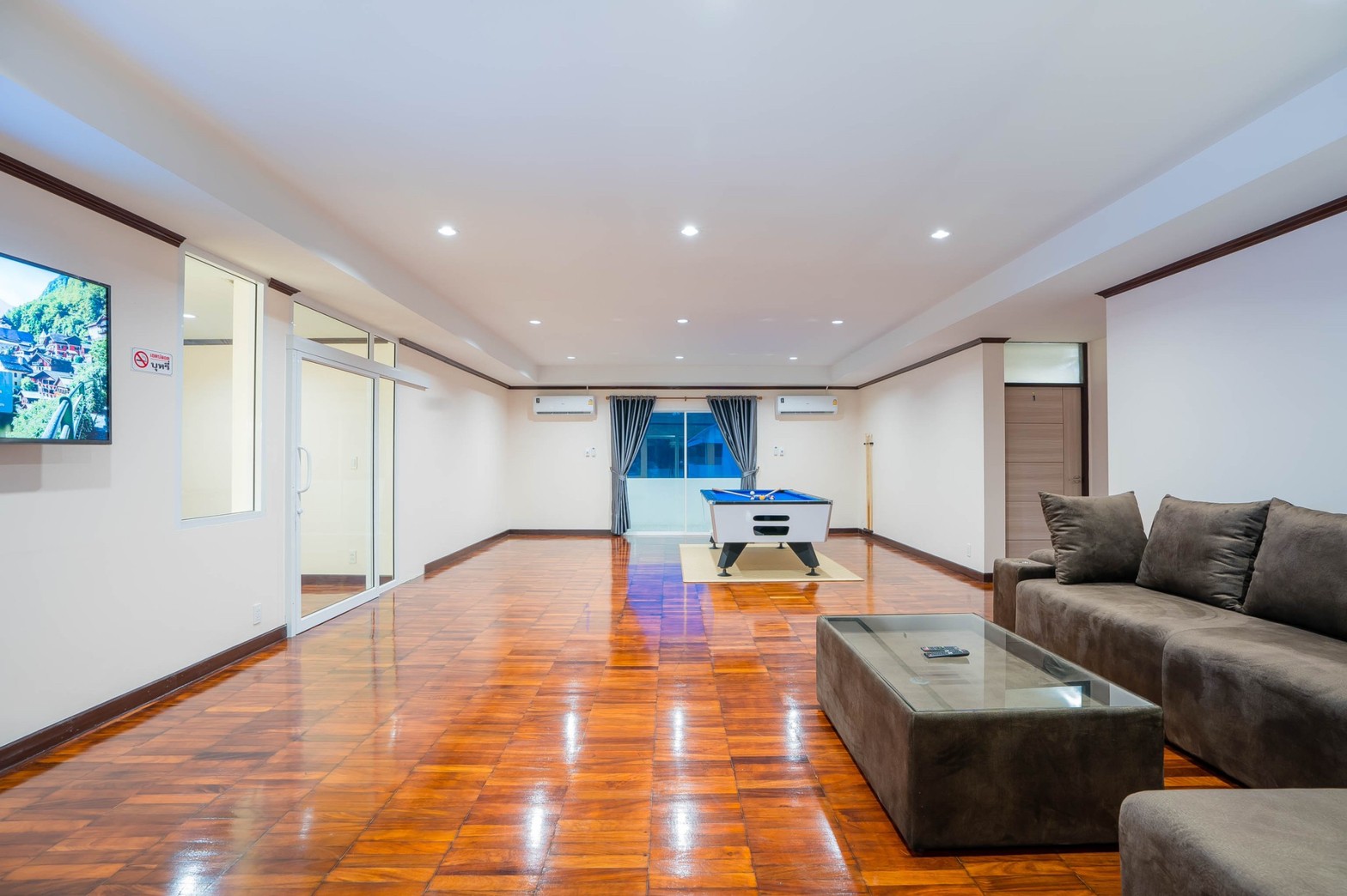 HR15067 บ้านพักใกล้ทะเลชะอำ The Great Beach Pool Villa Cha Am