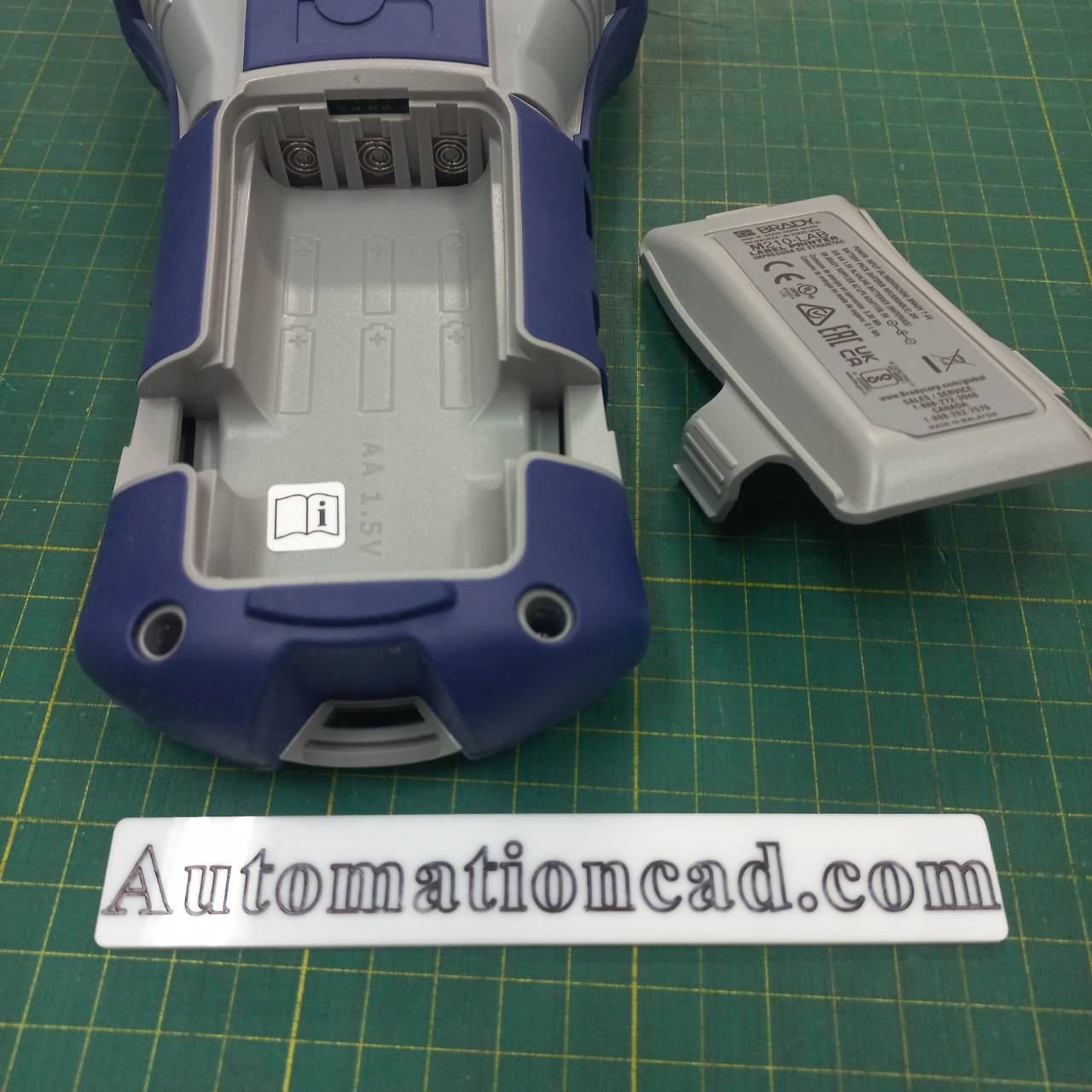เครื่องพิมพ์สติ๊กเกอร์ BRADY M210-LAB - BRADY LABEL PRINTER