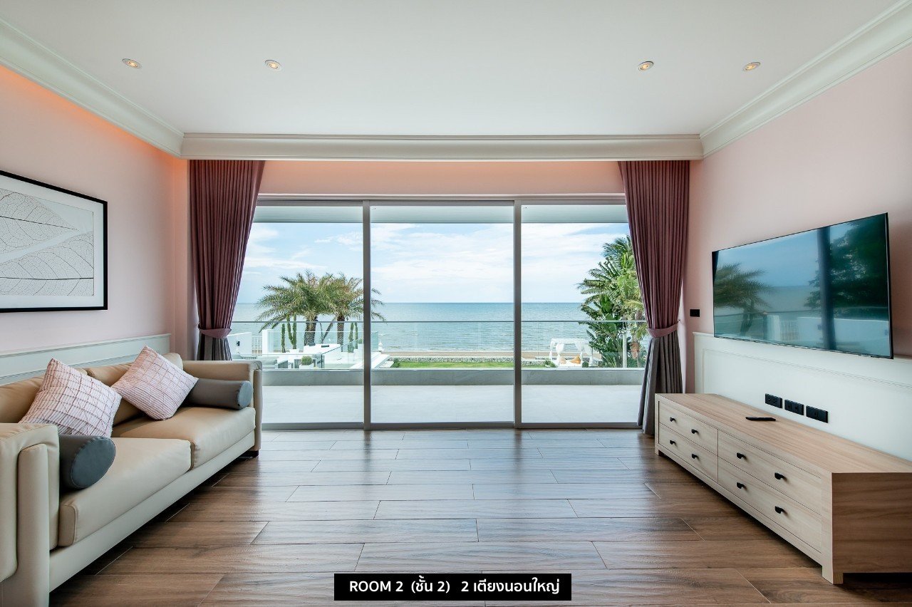 HR15030 บ้านพักติดทะเล The Vacation Beach Pool Villa Cha Am