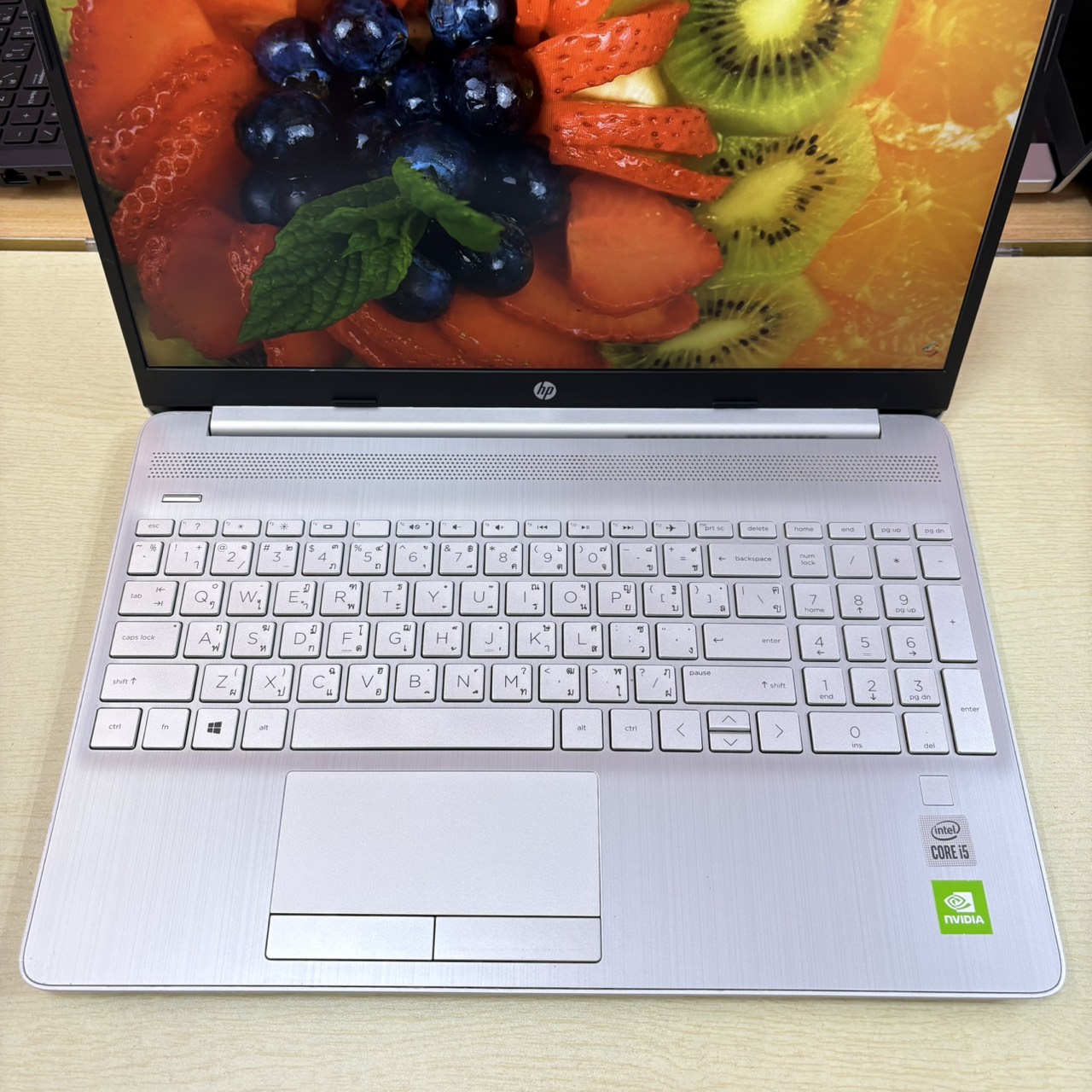 HP 15S – DU2057TX สภาพเครื่อง 85%