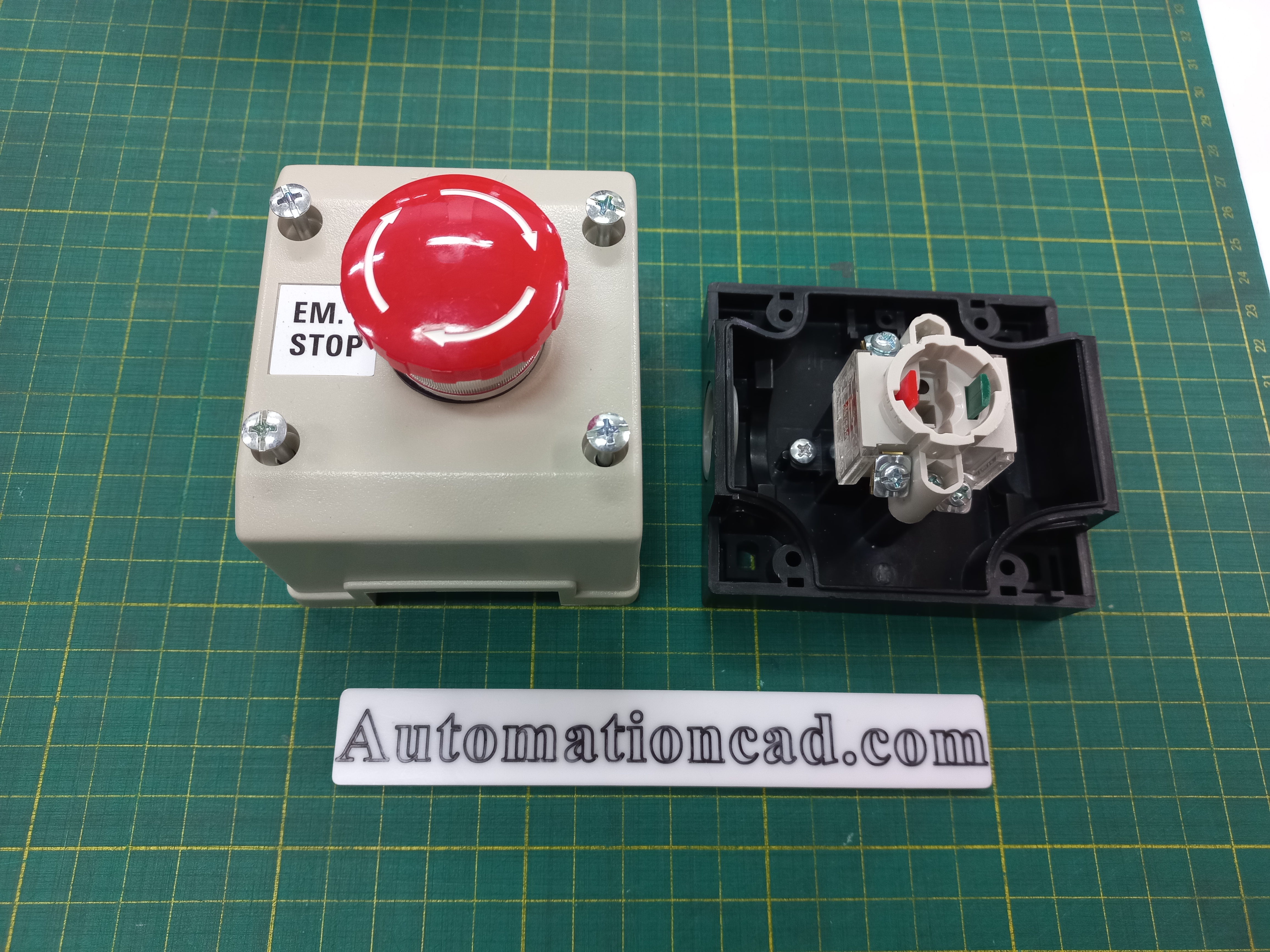 TEND บ็อกพลาสติกพร้อม Emergency Switch 1 ปุ่ม Φ25-30mm Control Station