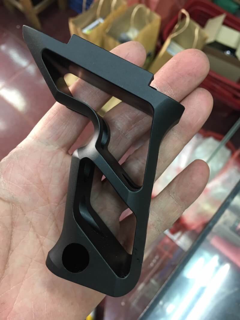 New.Fortis SHIFT Vertical Grip (BK) ราคาพิเศษ