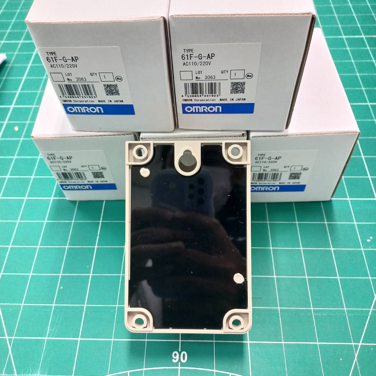 โฟลทเลส OMRON 61F-G-AP 220VAC อุปกรณ์ควบคุมระดับน้ำ Floatless level switch