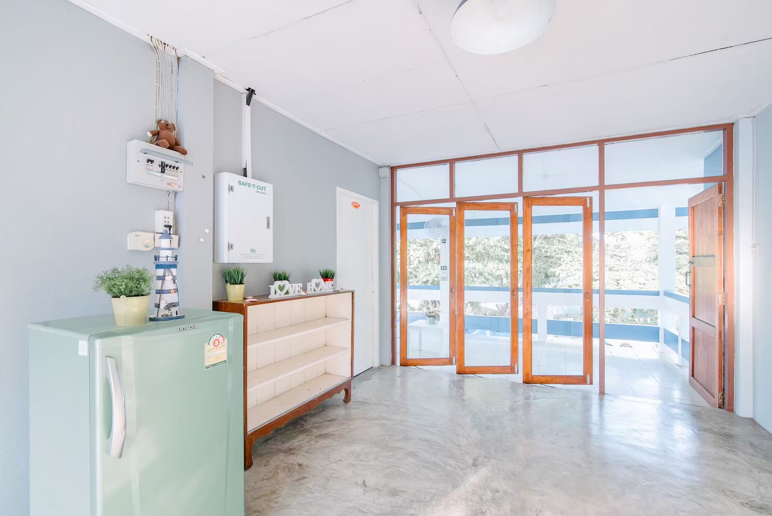 HR15011 บ้านพักติดทะเลหัวหิน บ้านวินเซิฟ พูลวิลล่า