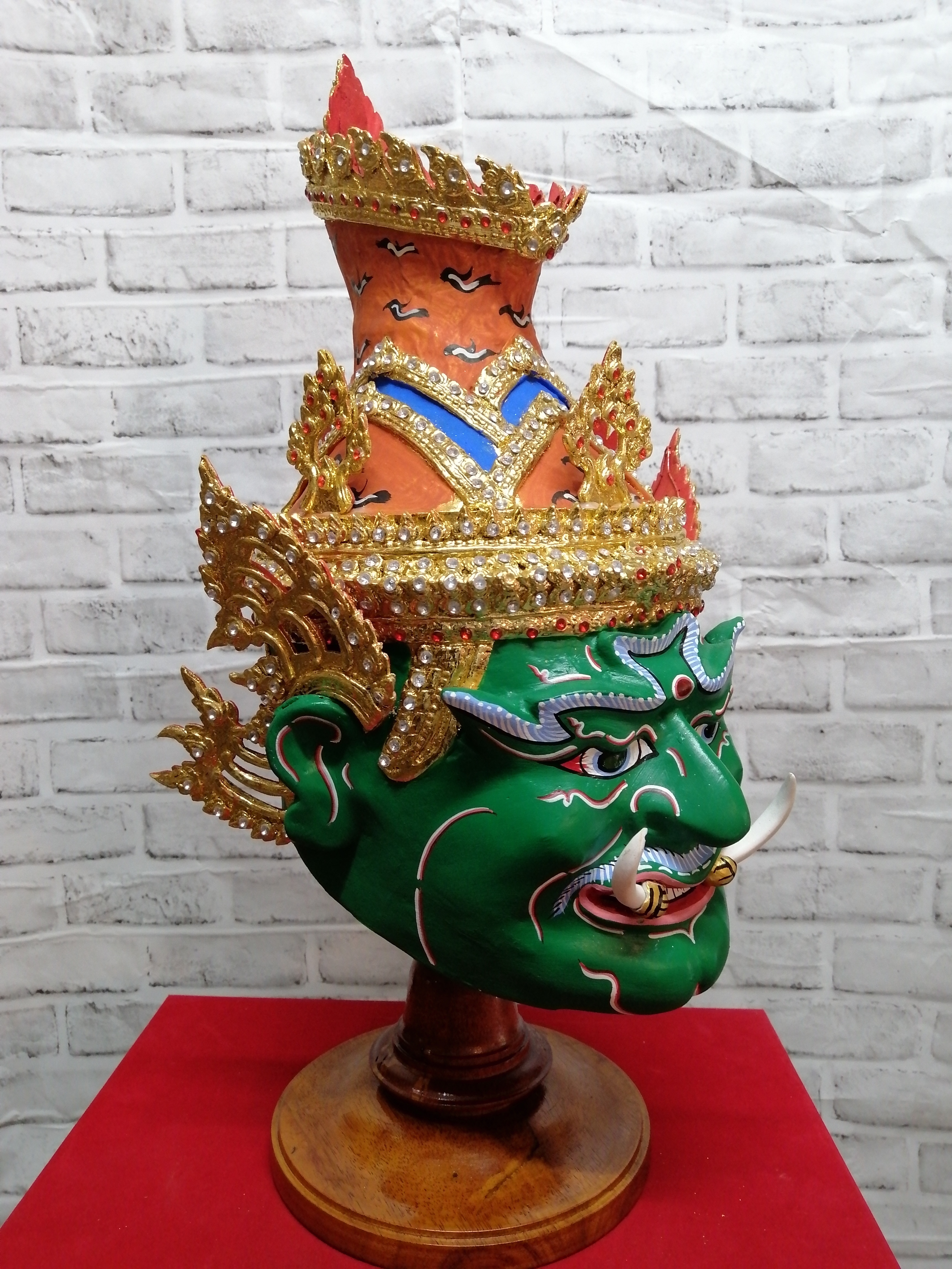 ฤาษีเพชรฉลูกัณฐ์ ขนาดครอบ