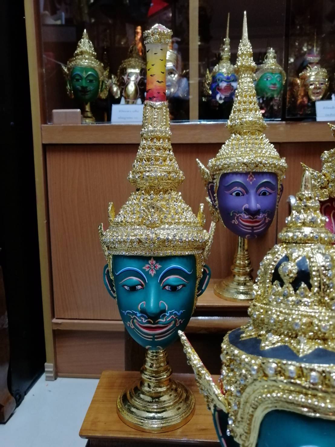 พระปรคนธรรพ จัมโบ้ พรีเมี่ยม