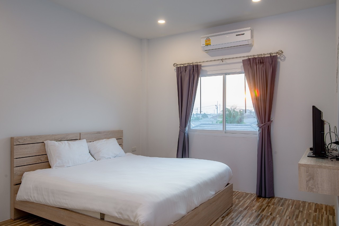 HR6009 บ้านพักหัวหิน บ้านสตาร์ไลท์ พูลวิลล่า