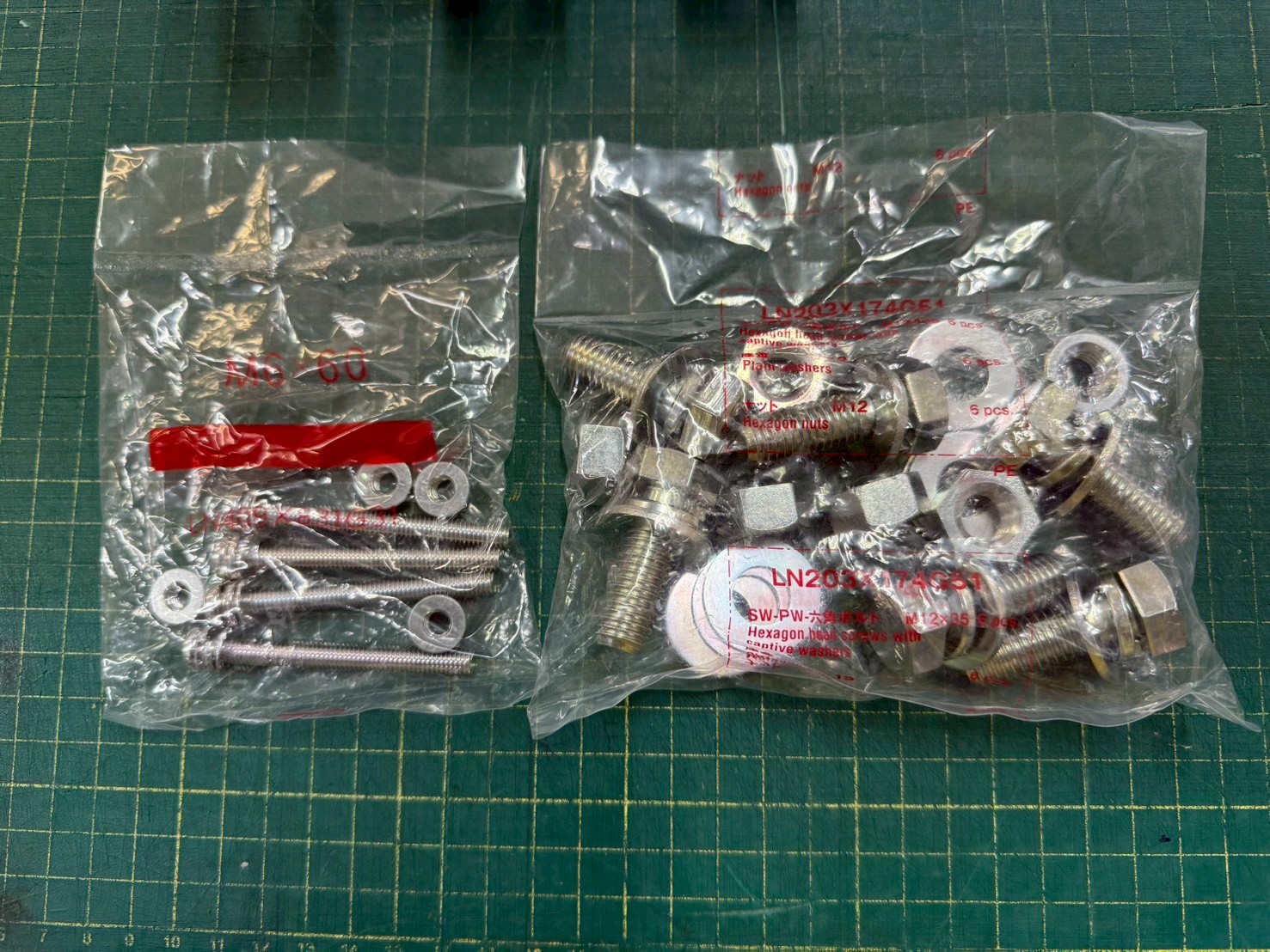 เบรกเกอร์ NF400-CW 3P 350A มิตซูบิชิ MITSUBISHI 350A 3POLE NF400 CW NF400CW