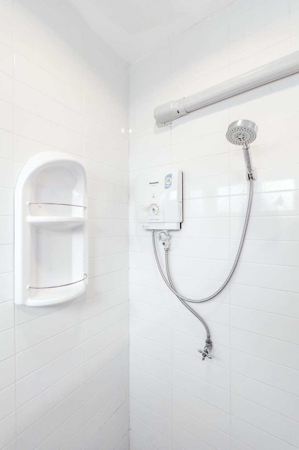 HR15072 บ้านพักติดทะเล The White Beach Villa Pranburi