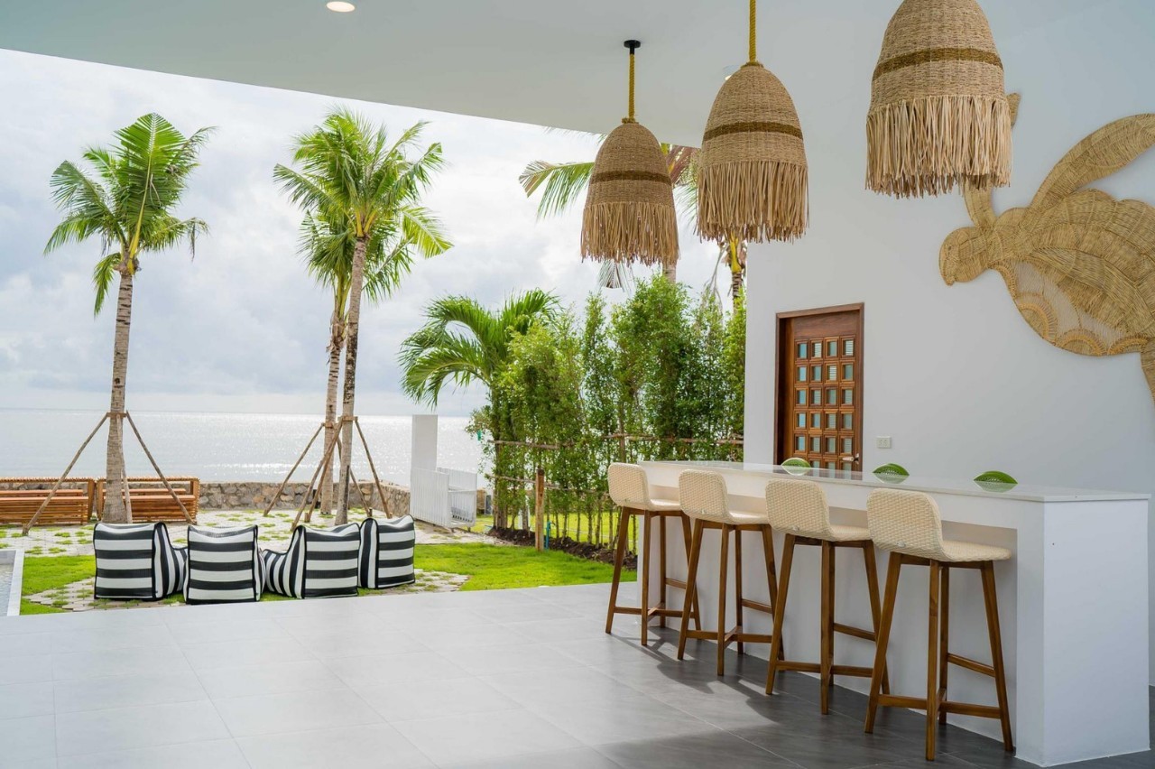HR15058 บ้านพักติดทะเลชะอำ The Coze Sea Beachfront Pool Villa Cha Am