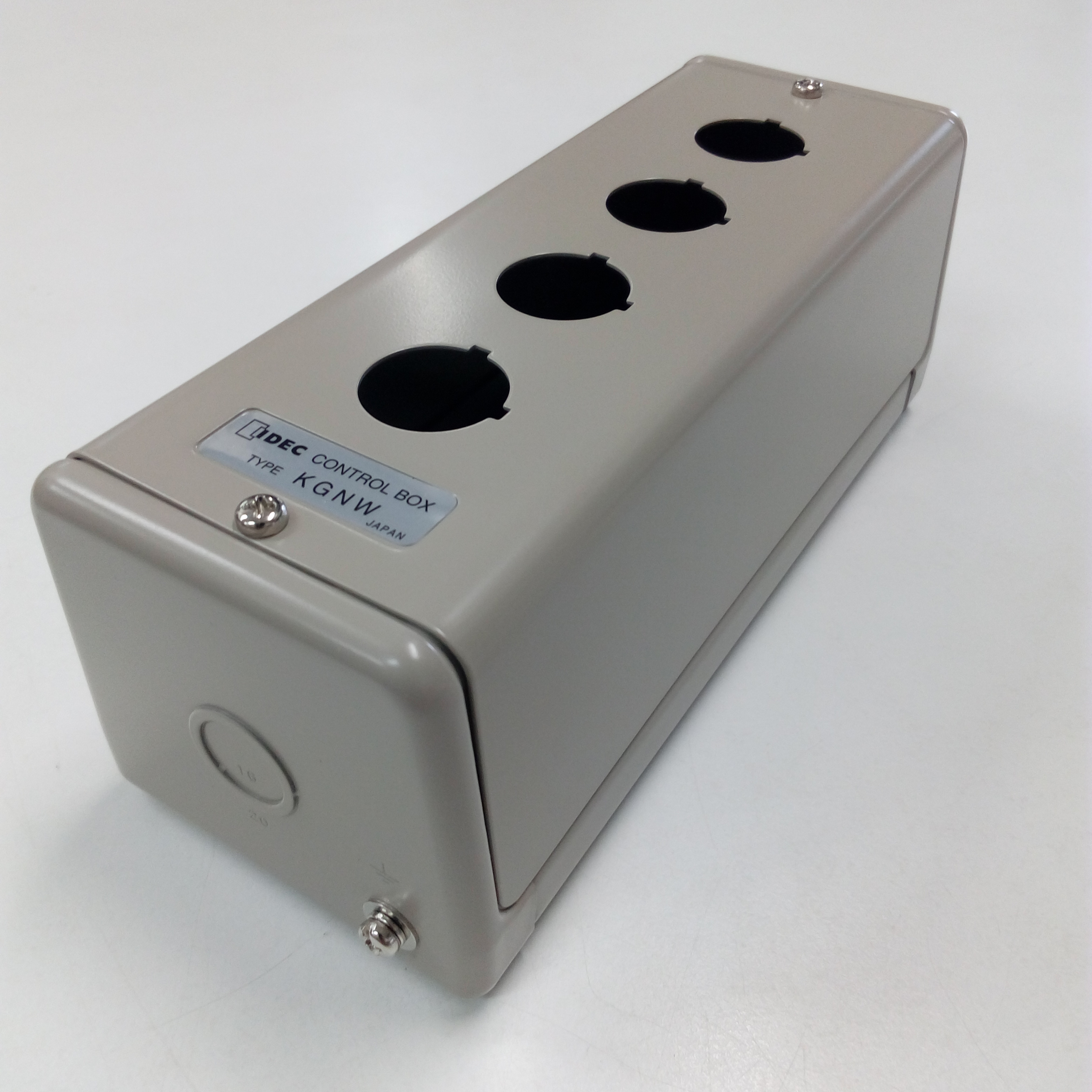 กล่องเหล็ก IDEC 4 รู Φ22mm Control Box KGN Series คอนโทรลบล็อก สำหรับใส่สวิตช์กด