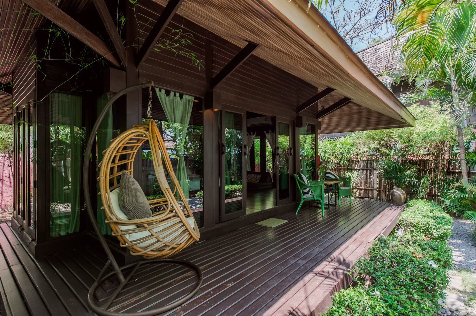 HR15062 บ้านพักติดทะเล The Le Valley Rimley Pranburi