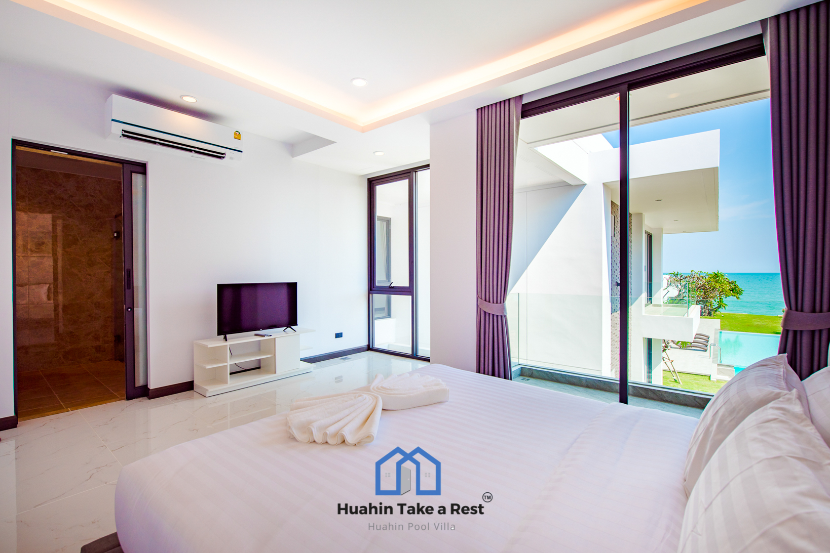 HR15039 บ้านพักติดทะเลหัวหิน The Premium Beach Villa Hua Hin