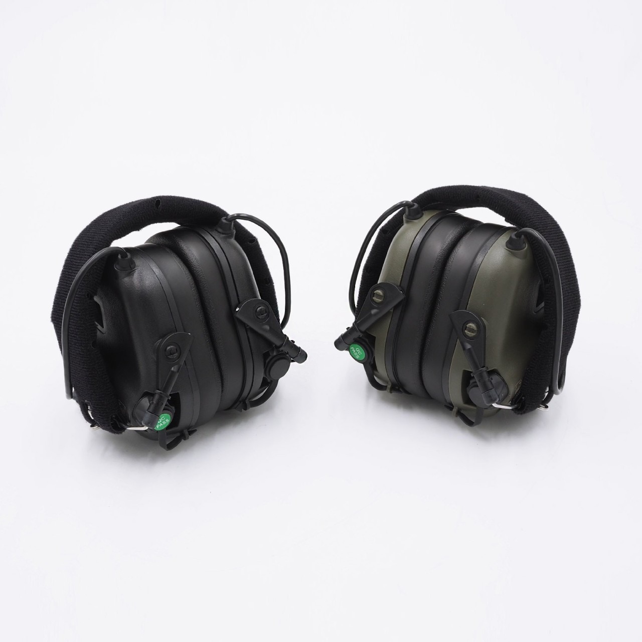 New.ครอบหูฟัง Earmor M31 MOD4 ( Earmor M31 Tactical Headset ) 🔱 ออกแบบมาเพื่อใช้ลดเสียงดังในสถานที่ต่างๆ เช่น สนามยิงปืน, โรงงานอุตสาหกรรม, เครื่องจักรหนัก, ลานบิน เป็นต้น 🔱 ช่วยตัดเสียงที่ดังเกิน 82 dB (NRR22 ) 🔱 ช่วยขยายเสียงที่เ