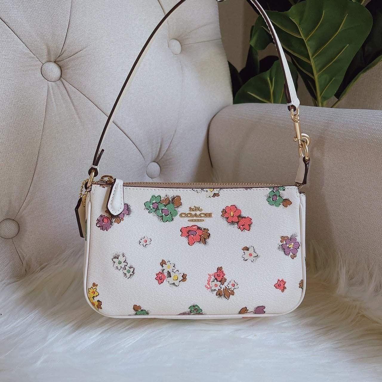 กระเป๋าสะพายข้าง Coach แท้ รุ่นCA738