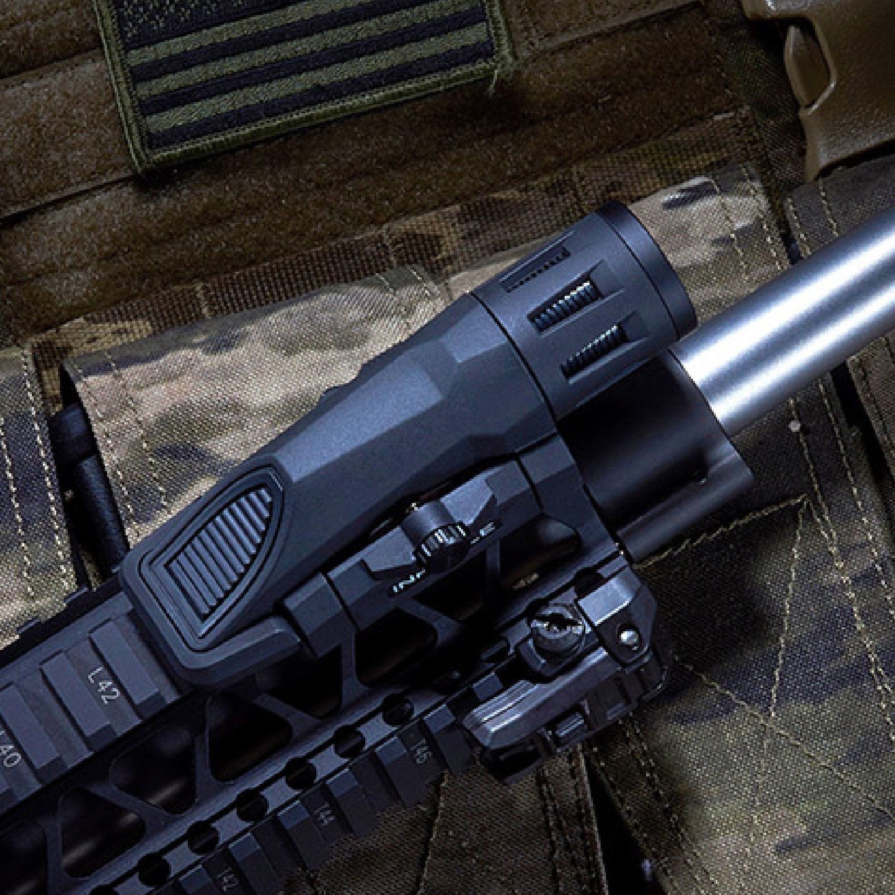 New. ไฟฉาย Sotac Inforce WML Gen2 - ตัวเฟรมผลิตจาก Polymer เกรดคุณภาพ - ความสว่าง 400 lumens - 3 functions : Constant / Momentary / Strobe - Runtime : 1.5 hours. - Battery : 1 * CR123A Battery ( ไม่ได้แถมมา ) - Dimension : ยาว 10.7 cm. - Weight : 90 g. -