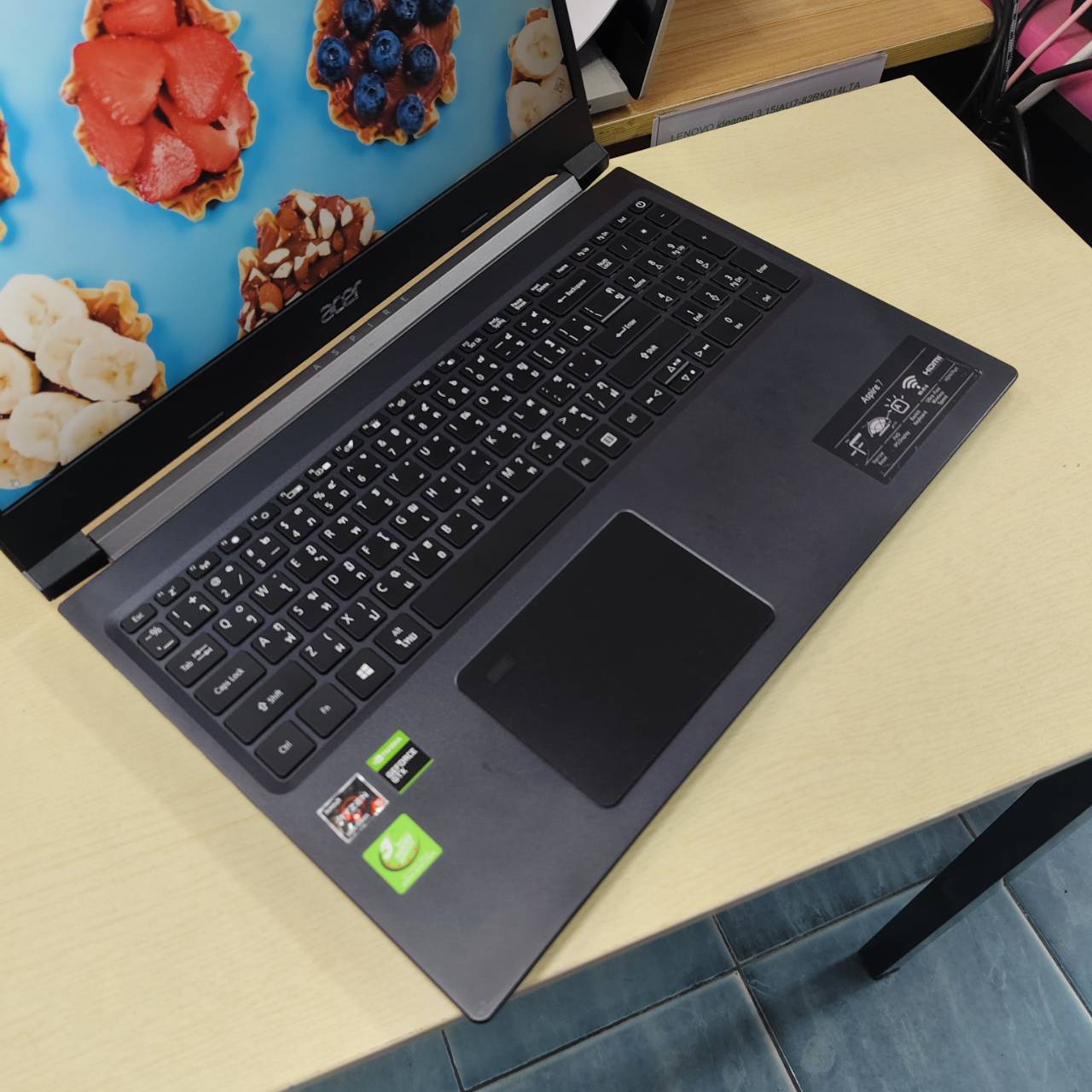 ACER Aspire 7 A715-42G-R7RS สภาพเครื่อง 80%