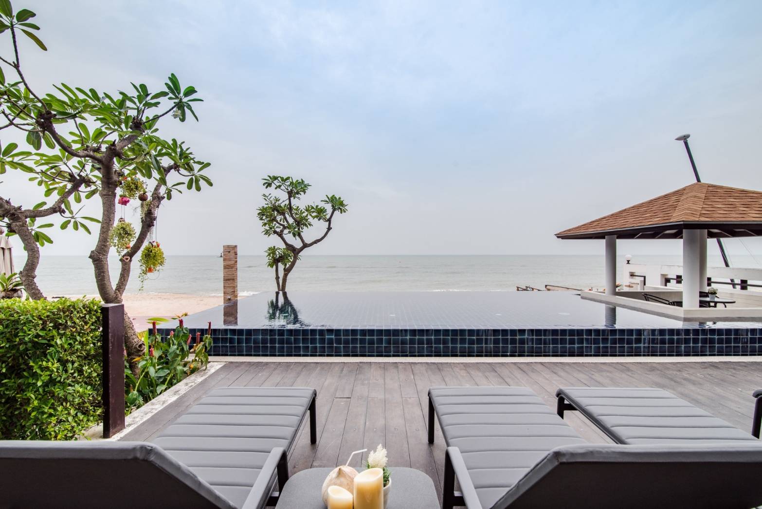 HR15016 บ้านพักหัวหิน บ้านเดอะ เซนส์ ติดทะเล