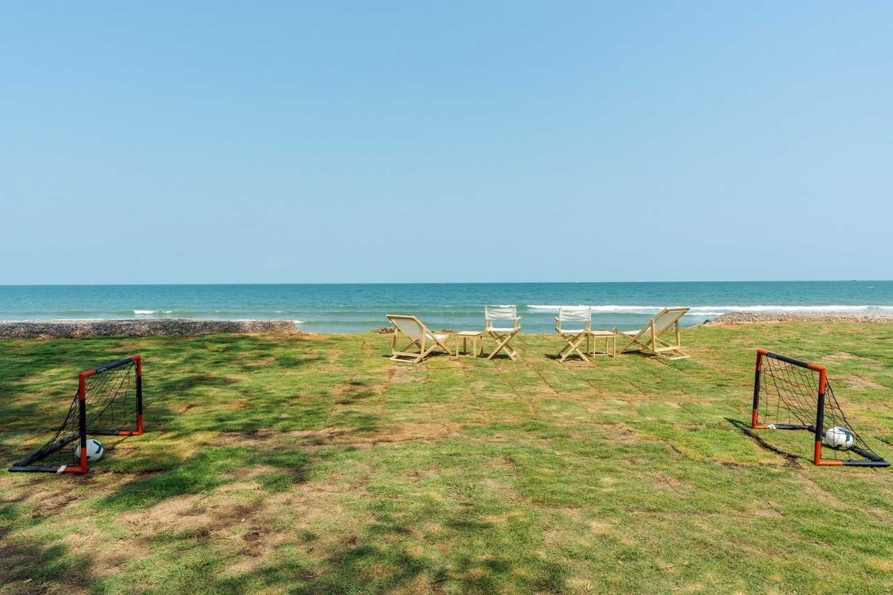 HR15080 The Bristol Beach Huahin Pool villa