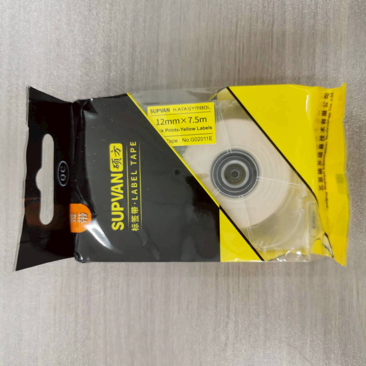 SUPVAN G02011E ลาเบล เทปต่อเนื่อง สีเหลือง 12mm. ยาว 7.5m