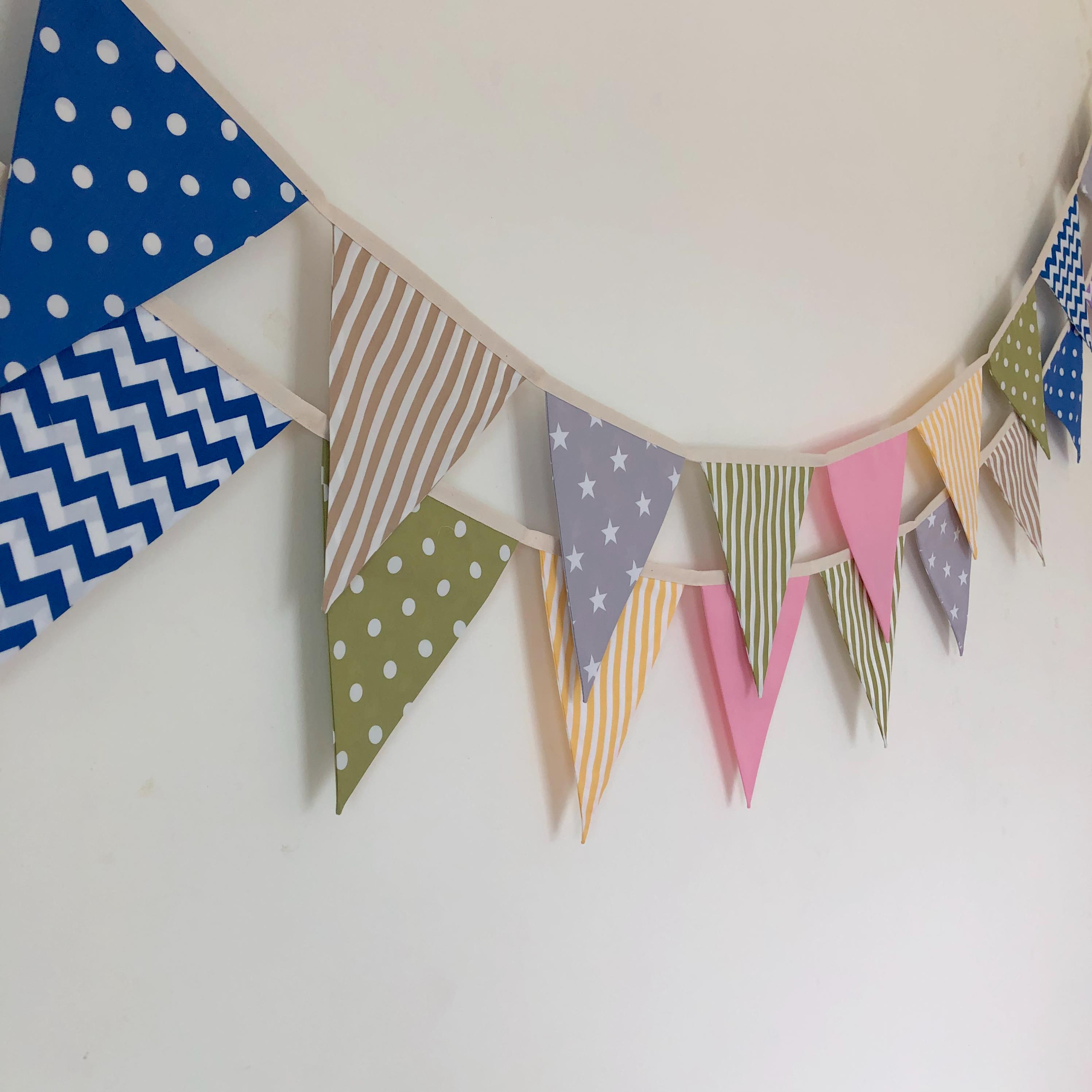 ธงผ้าสีพาสเทล