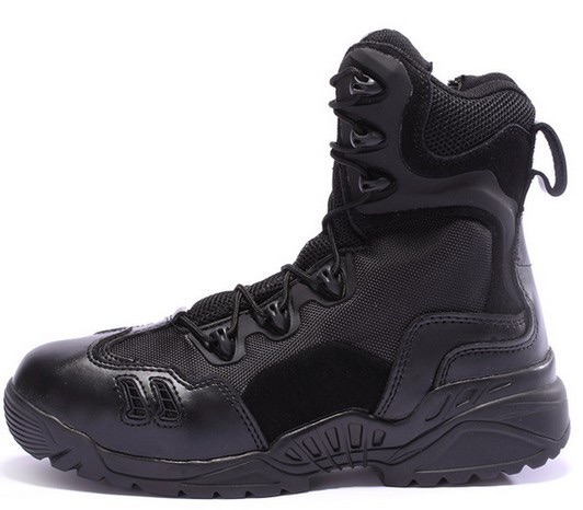 New.รองเท้า Magnum TACTICAL BOOT ข้อยาว หนังแท้ และผ้าคอดูร่า (CORDURA) ใส่สบาย ซิปข้าง ระบายอากาศดี ไม่อับ สีดำ. สีทราย ราคาพิเศษ