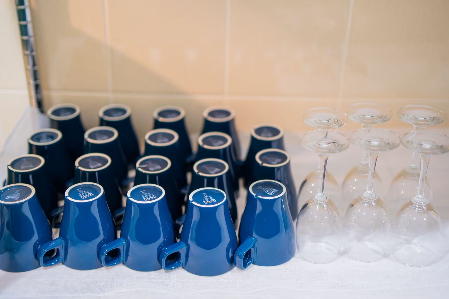 HR15050 บ้านพักติดทะเล The Century Beach Villa Cha Am