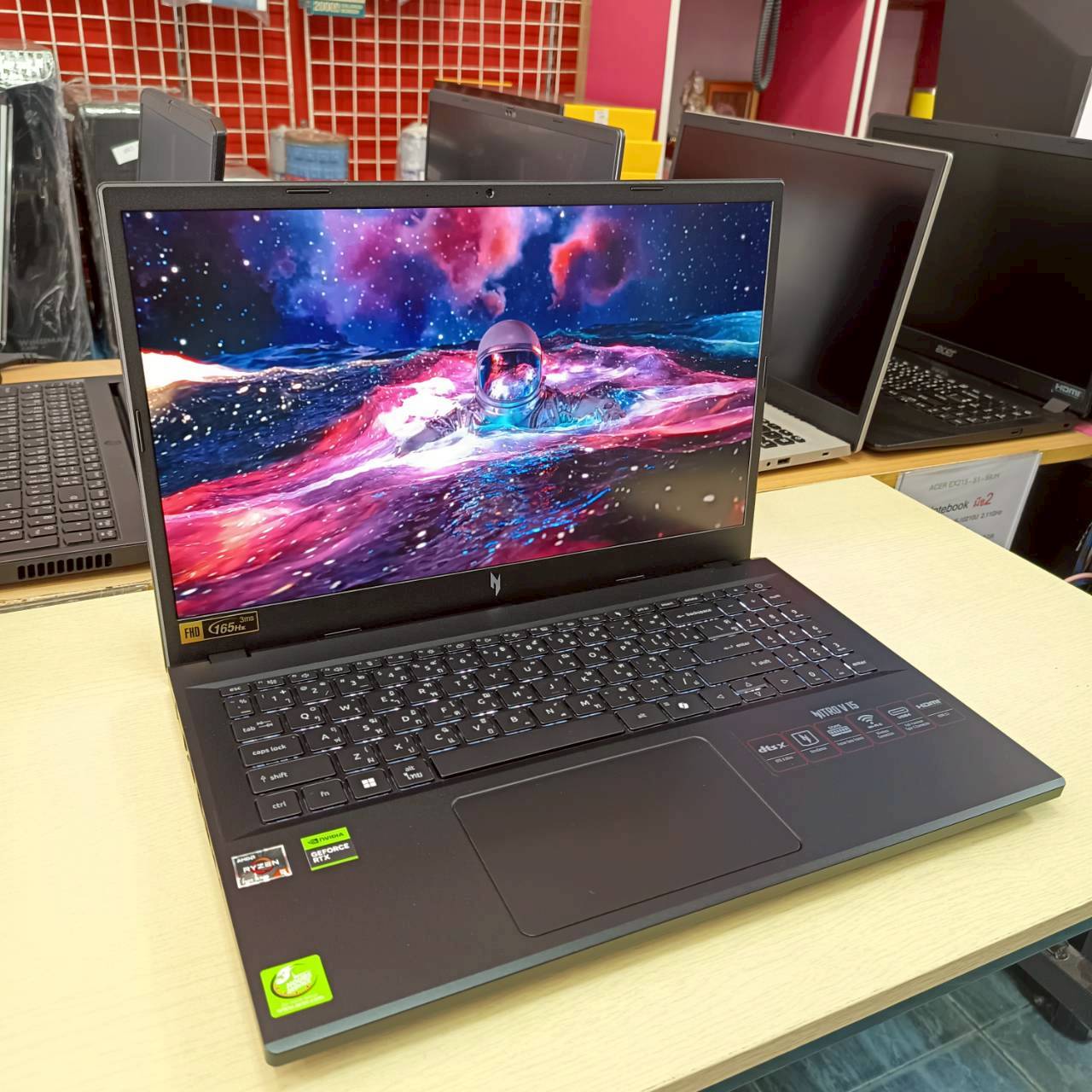 ACER NITRO V 15 ANV15-41-R1R0 สภาพเครื่อง 100% ไร้ริ้วรอย ประกันศูนย์ Onsite 25/04/2028