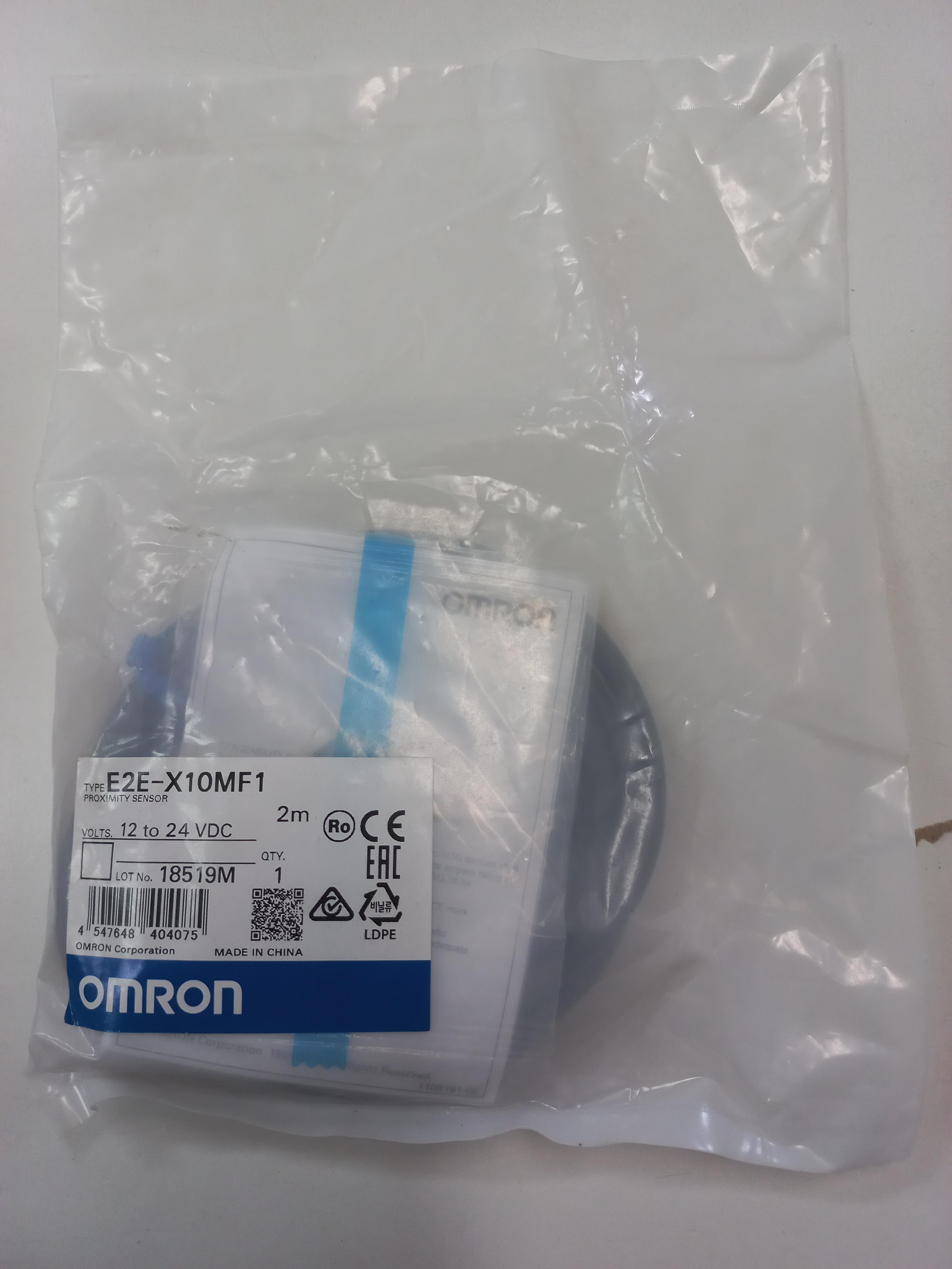 Proximity switch OMRON ระยะการตรวจจับ 10 mm Proximity Sensor สายยาว 2 เมตร