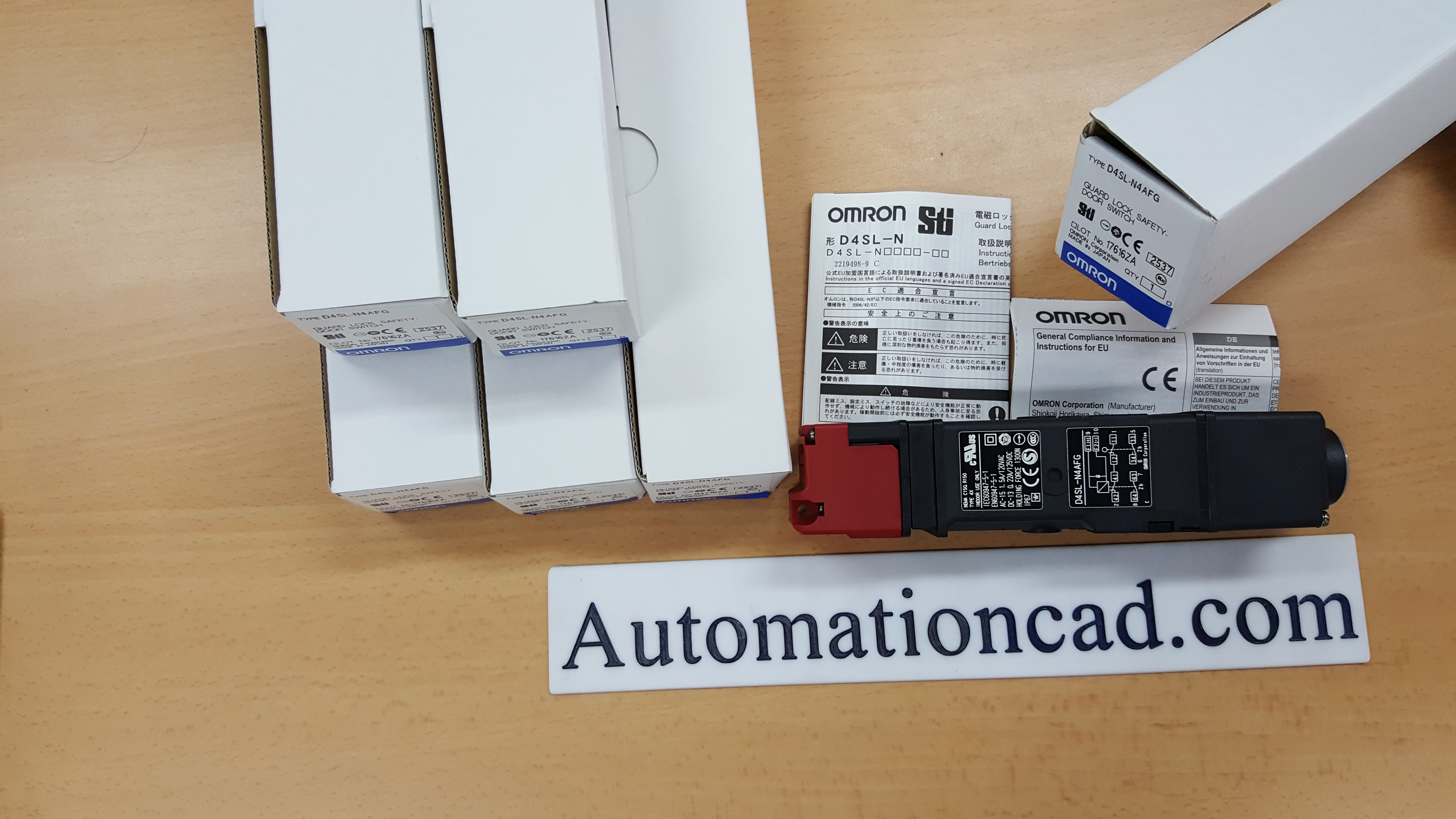 เซฟตี้ล็อคประตู OMRON สำหรับระบบ AUTOMATION - SAFETY DOOR SWITCH, D4SL， DOOR SAFETY LOCK ,