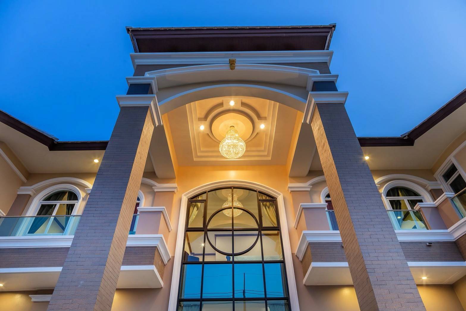 HR10101. บ้านพักชะอำ บ้าน The Grand Villa Cha Am