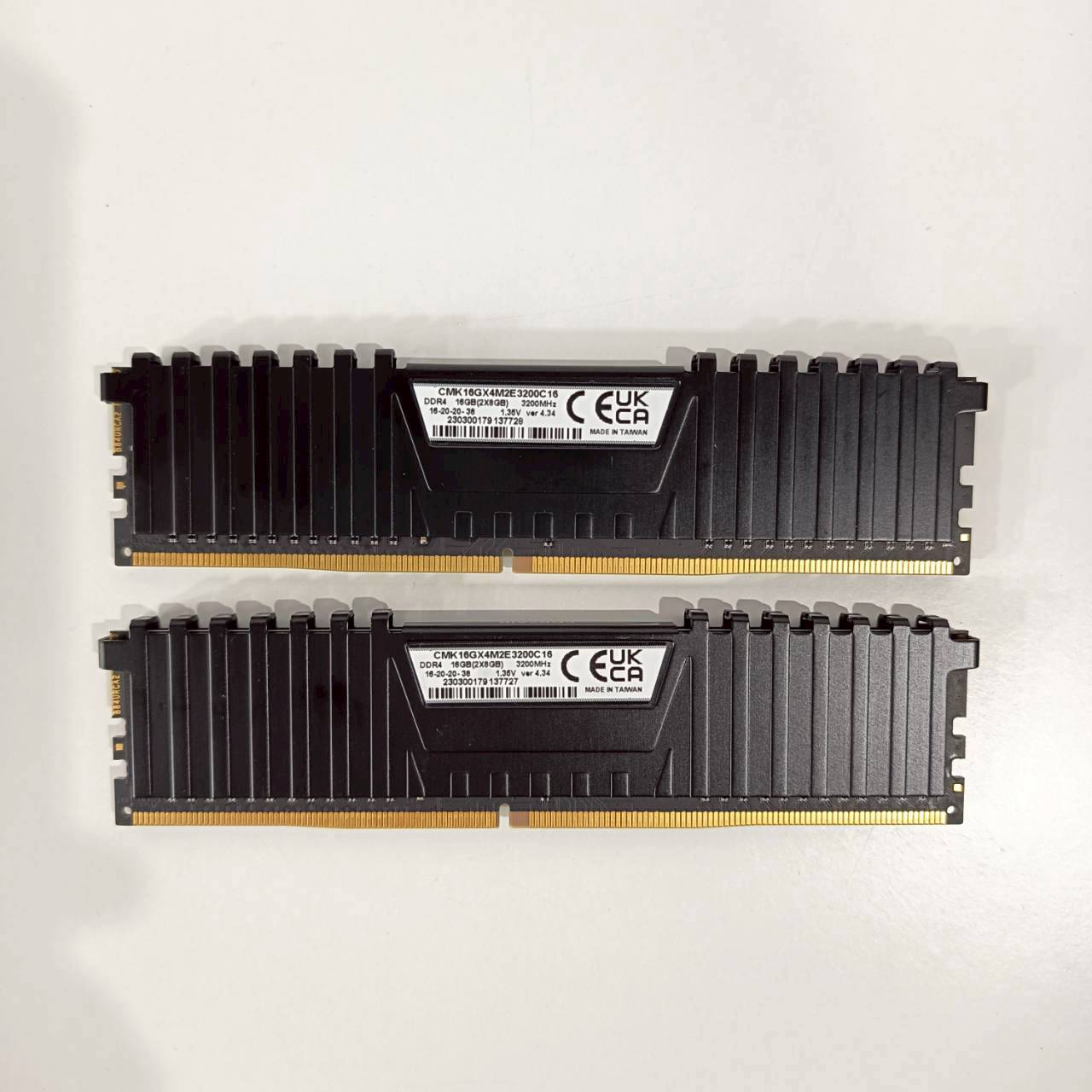RAM PC DDR4 (3200) 16GB 8GBX2 CORSAIR ประกัน Ascenti LT.