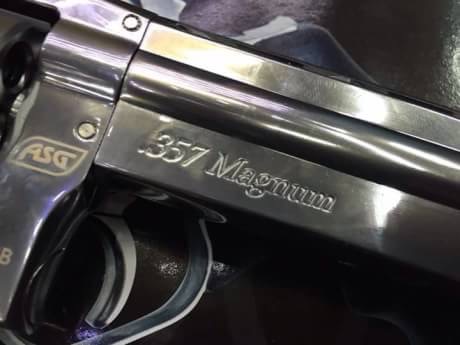 New.ASG Dan Wesson 715 6inch CO2 6mm Revolver (Silver&Black) ลูกโม่ .357แม็กนั่ม 6นิ้ว สีเงินและดำ จากค่ายASG Full Metal ราคาพิเศษ