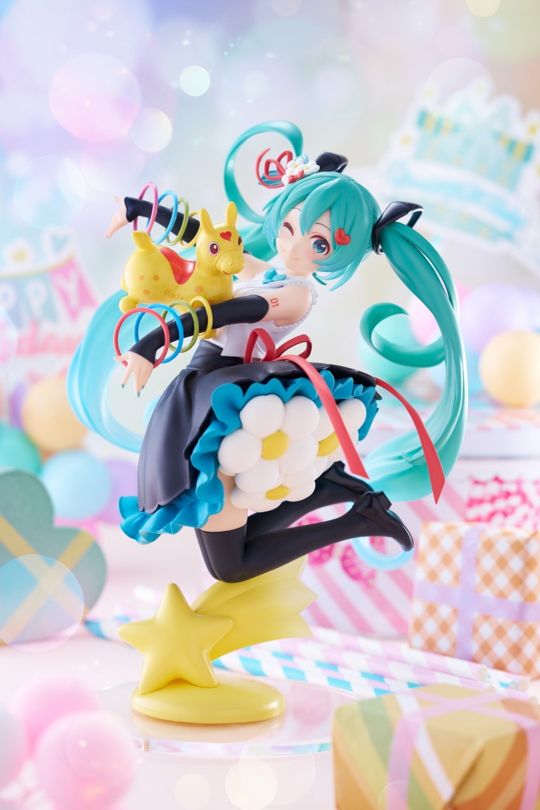 เปิดจอง : Hatsune Miku x Rody (39 - Thank You Ver.) AMP Figure