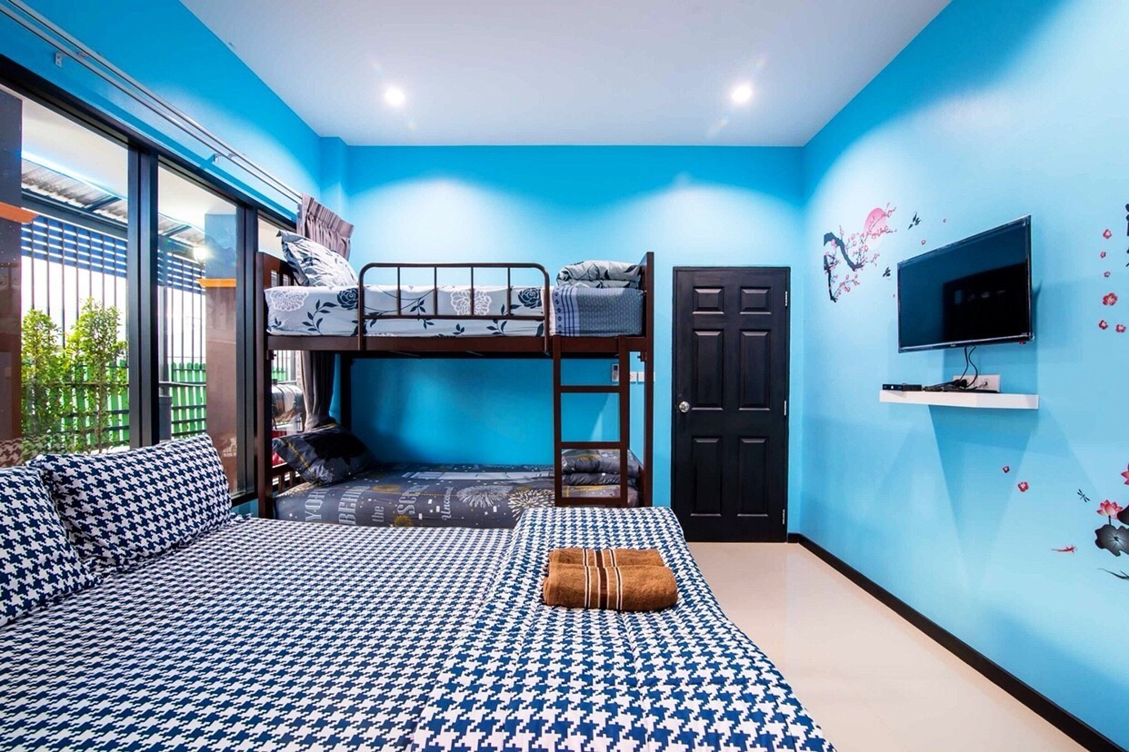 HR 5002 บ้านพักชะอำ บ้านไรโน่