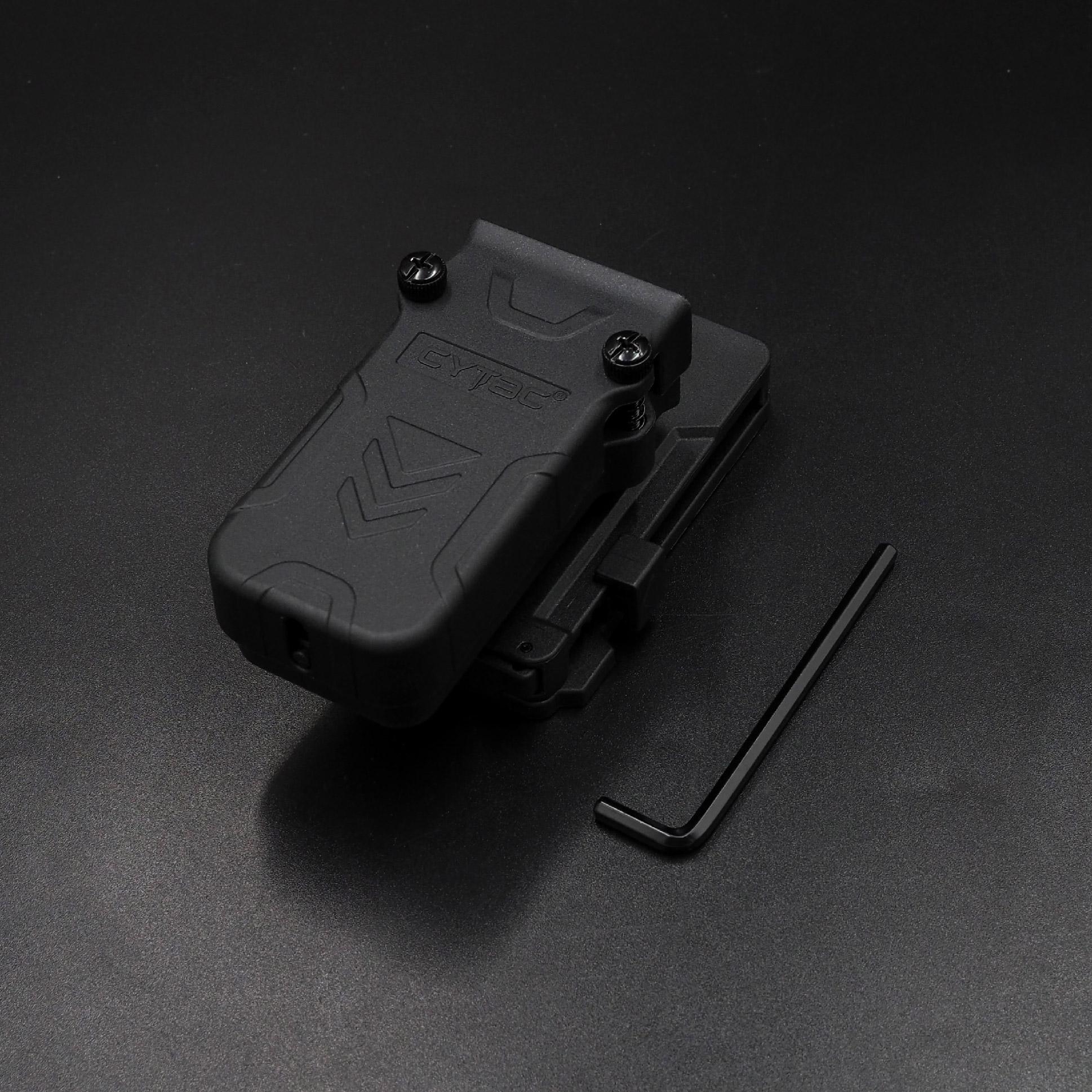 New.ซองแม็กกาซีนเดี่ยว Cytac ( UNIVERSAL SINGLE MAGAZINE POUCH ) ♦️ผลิตจาก Polymer เกรดคุณภาพ แข็งแรงทนทาน ♦️ใช้งานได้กับแม็กหลากหลายรุ่น ( ตามตารางแนบ ) ♦️สามารถปรับใช้ได้กับขนาด 9MM, .40, .45 Caliber ทั้งแม็กแถวเดี่ยวและแถวคู่ ( Sin