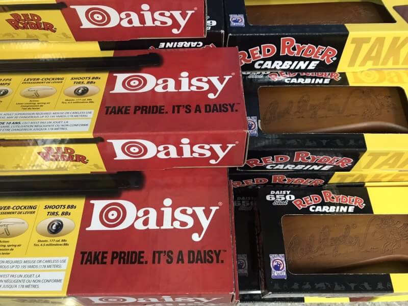 New.Daisy Red Rider Carbine ปืนบีบีกัน ระบบคานเหวี่ยง ยิงลูกกระสุนเหล็ก 4.5มิล ชนิดกลมเท่านั้น พานท้ายและกระโจมมือ ทำจากไม้แท้ บรรจุกระสุนได้ 560นัด ราคาพิเศษ
