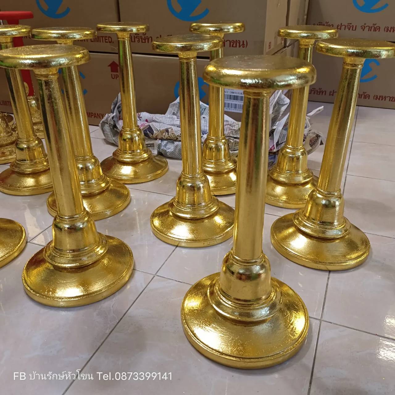 ฐานไม้กลึง ปิดทอง ขาตั้ง ฐานวางเศียร ขนาดครอบ สูง 16 นิ้ว