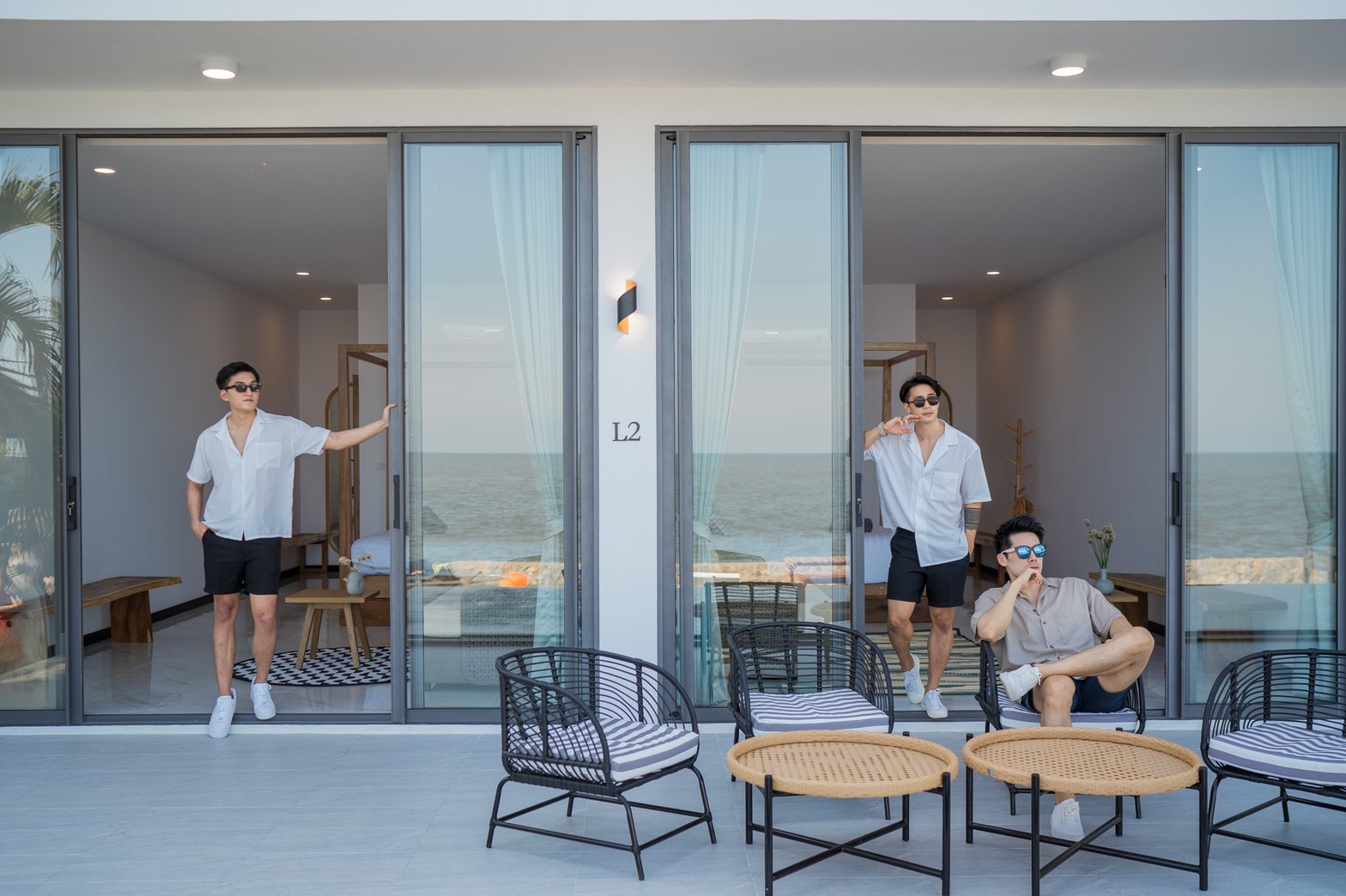 HR15060 บ้านพักติดทะเลชะอำ The Leon Beach Pool Villa Cha Am