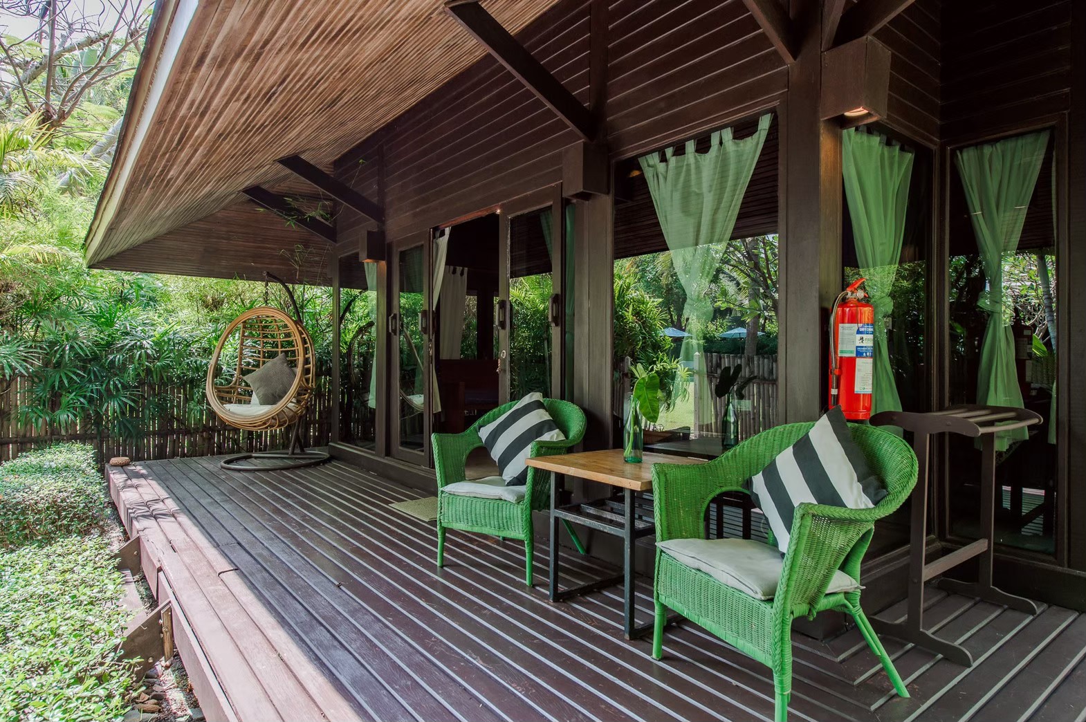 HR15062 บ้านพักติดทะเล The Le Valley Rimley Pranburi