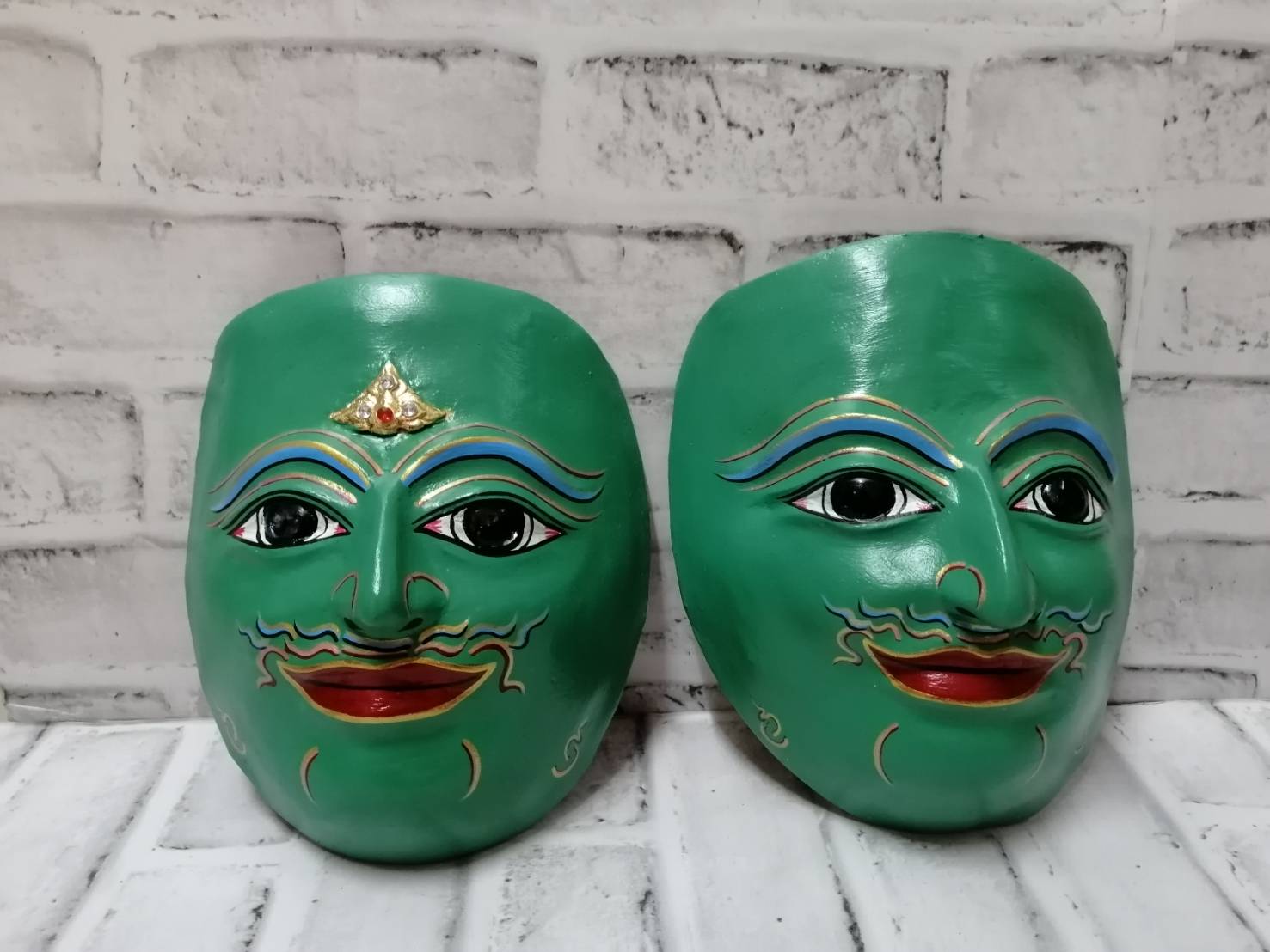 หน้ากากพระราม ใส่ตาแก้ว