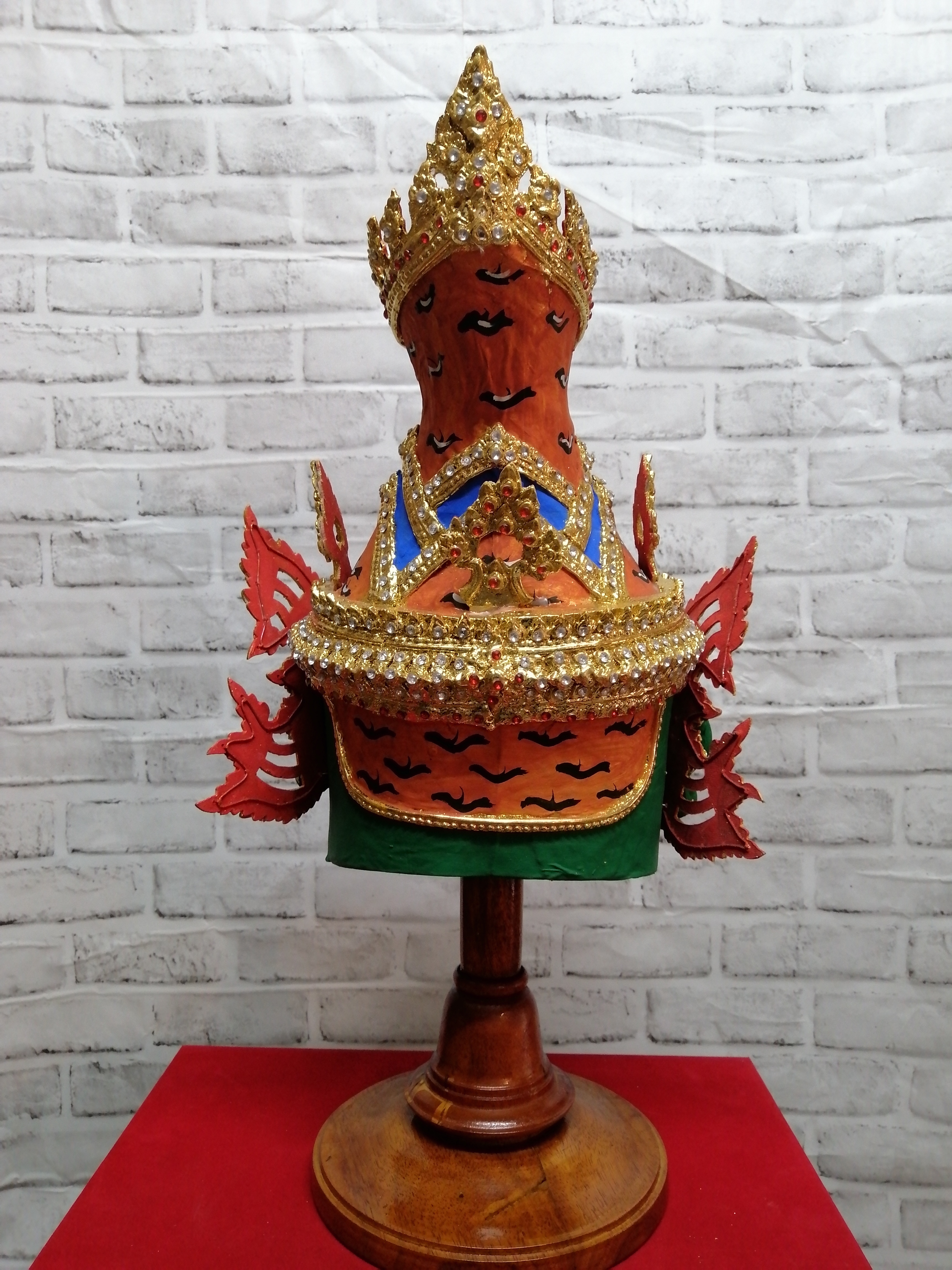 ฤาษีเพชรฉลูกัณฐ์ ขนาดครอบ