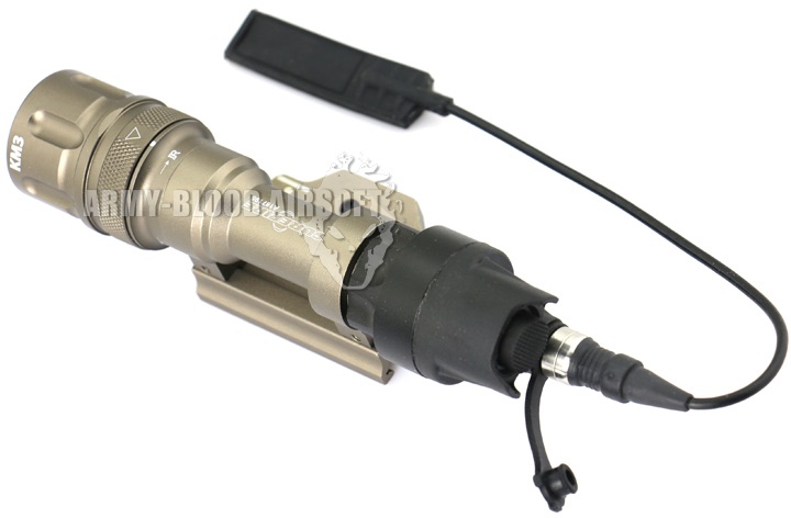 Element Surefire M952V Style WeaponLight New Version (Tan)